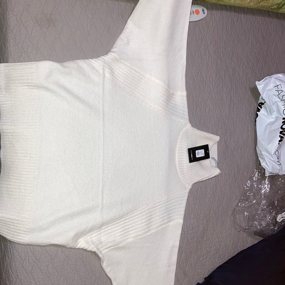 Fashion nova turtle neck sweater - Picture 2 of 7